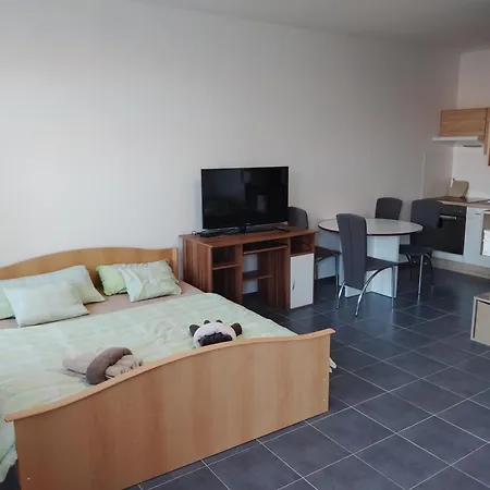Statek U Bukovskych 2 Apartment